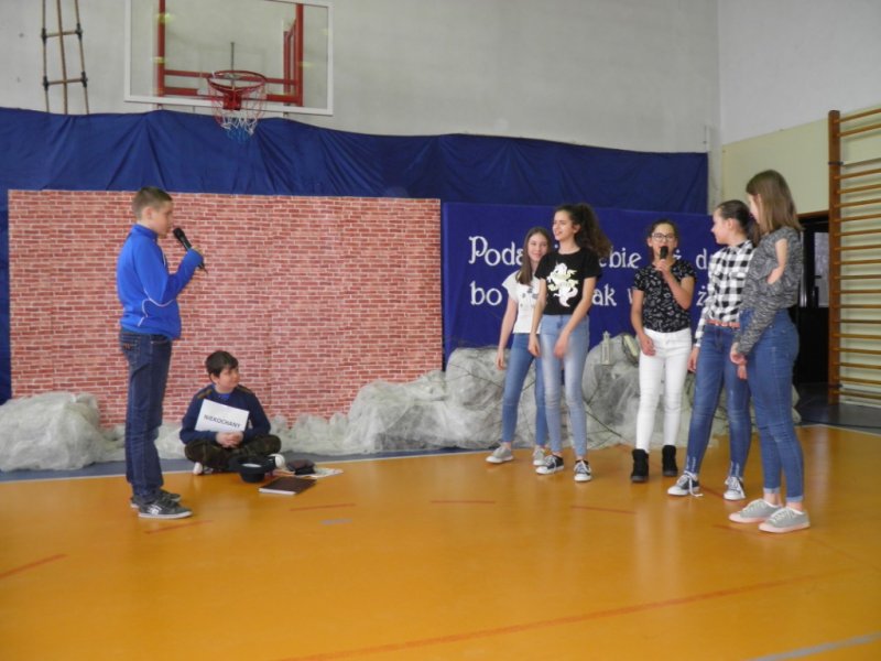 Przedstawienie "Niekochany"